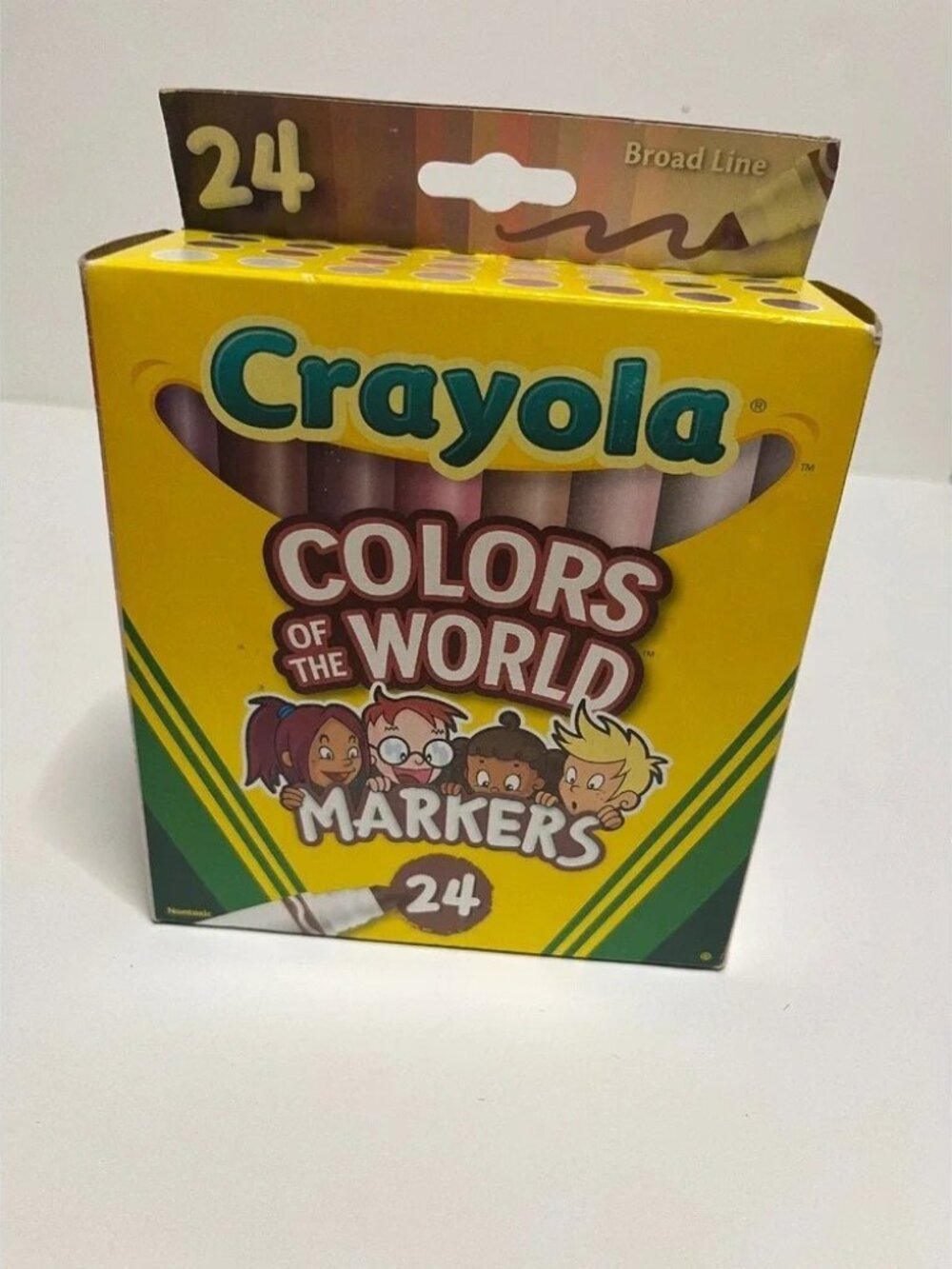 Crayola Colors of the World Markers 24 Count Broad Line NWT